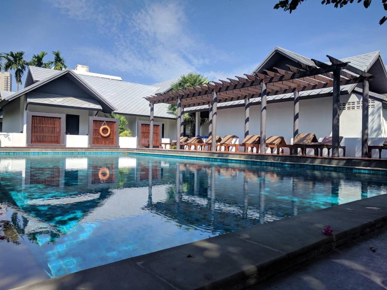 Long Beach Garden Hotel & Pavilions Pattaya Exterior foto